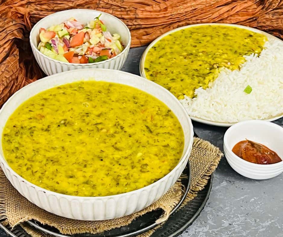 Sookhi Moong Palak Dal Recipe (Whole Green Moong Gram with Spinach)