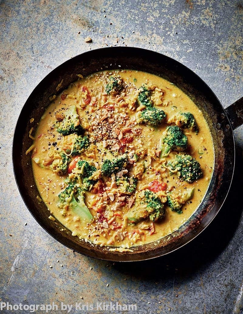 Vegan Chickpeas And Broccoli Curry Recipe