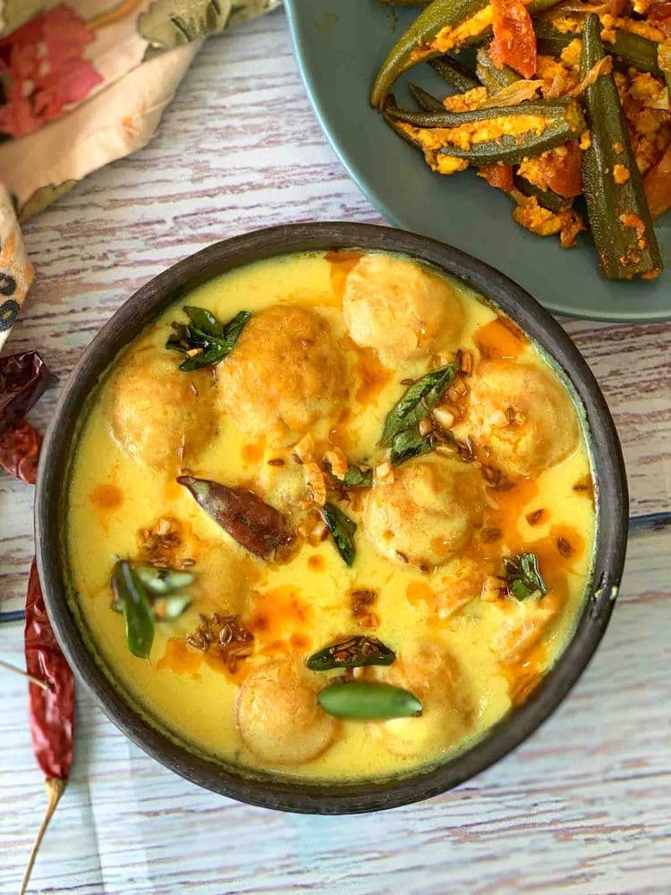 Bhojpuri Style Bharbhara Recipe