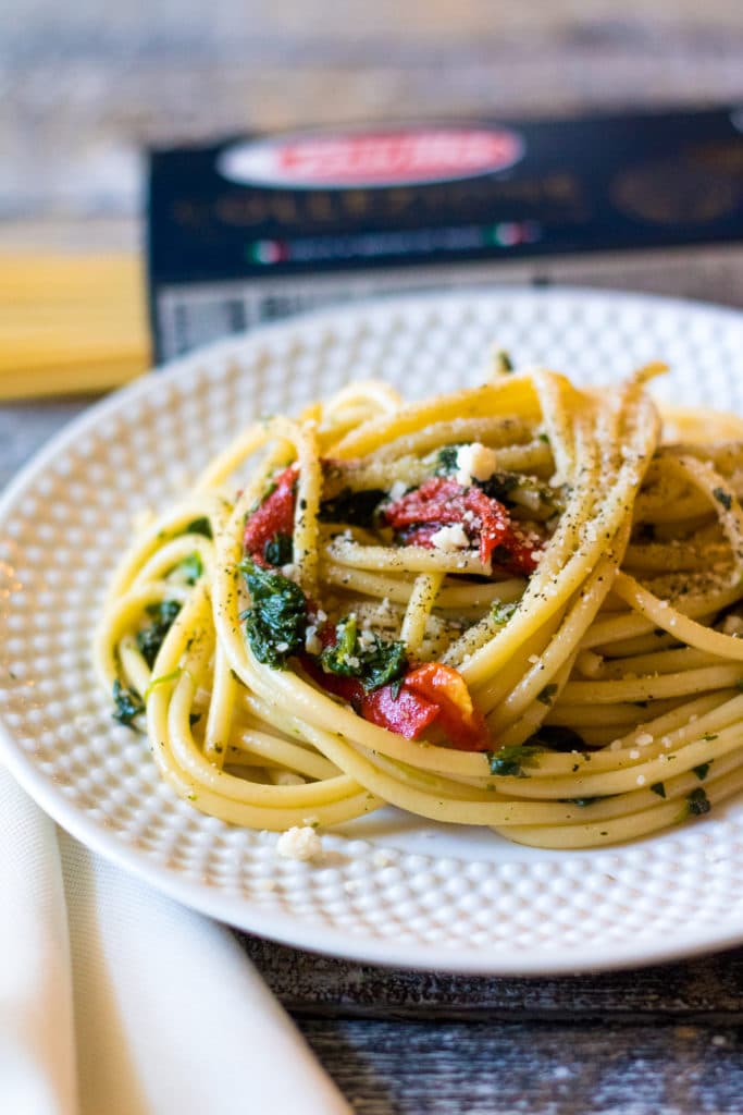 Red Chilli Pesto & Roasted Tomato Spaghetti Pasta Recipe