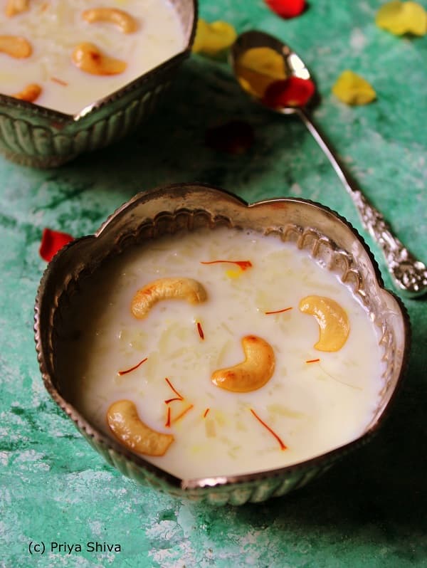 Aval Payasam Recipe - Sweet Flattened Rice Payasam