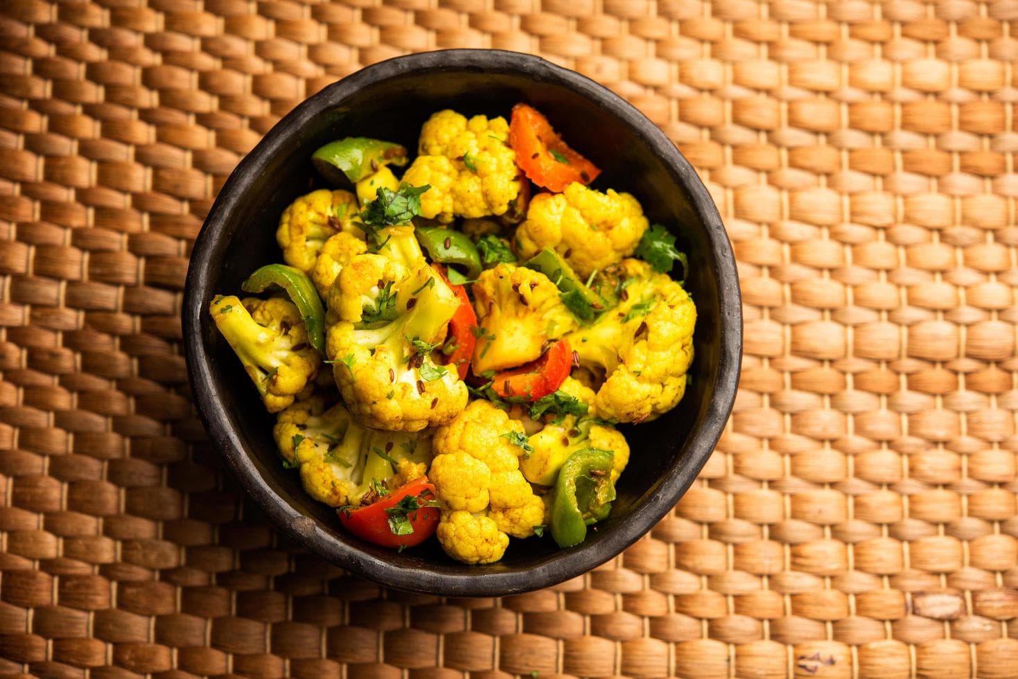 Cabbage Capsicum Sabzi Recipe - Simla Mirch Patta Gobi Sabzi