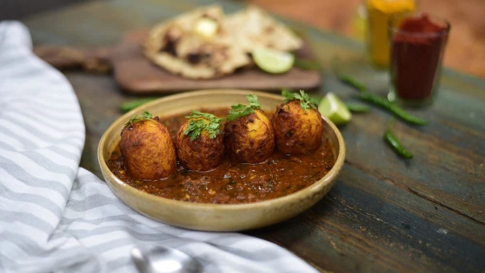 Dhaba Style Egg Curry Recipe
