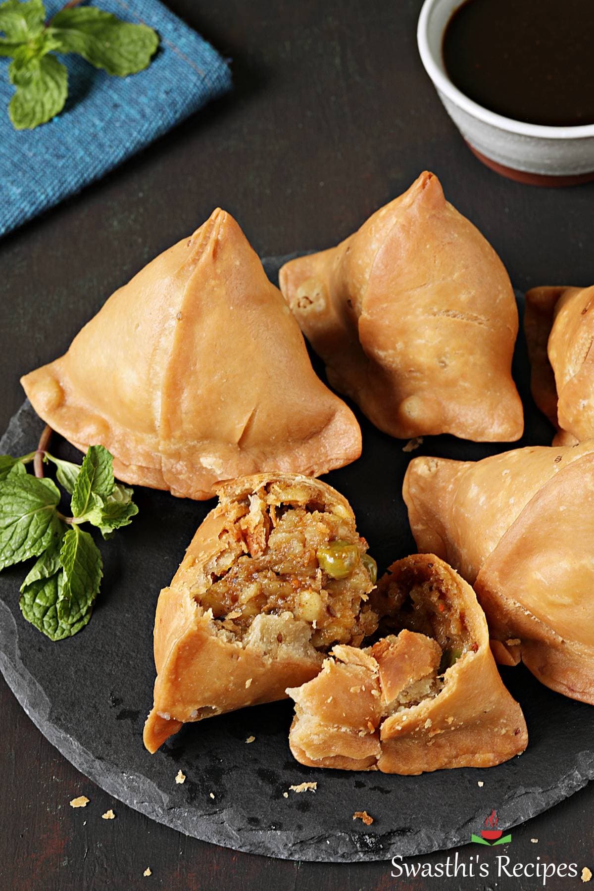 Mini Dal Samosa Curry / Sabzi Recipe