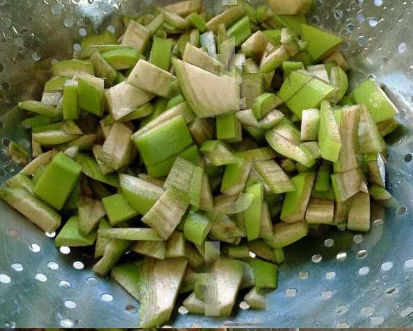 Kela Matar ki Sabzi Recipe - Raw Banana Green Peas Stir Fry
