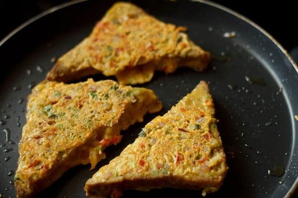 Besan Bread Toast Recipe On Tawa - Vegetarian French Toast